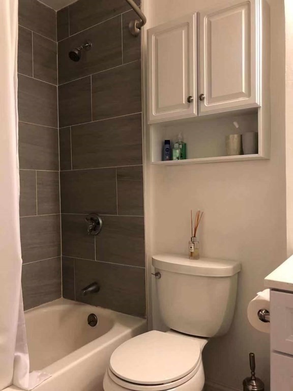 43 Park Vale Ave # 4