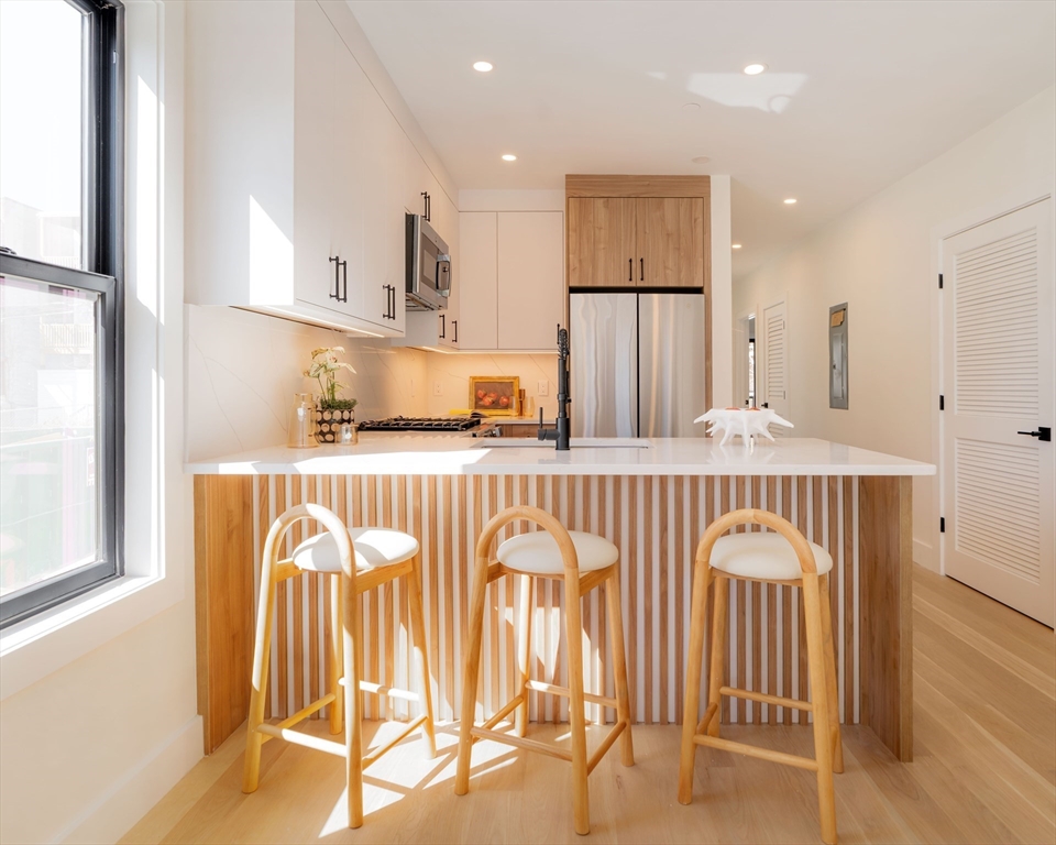 252 Bremen St # 1