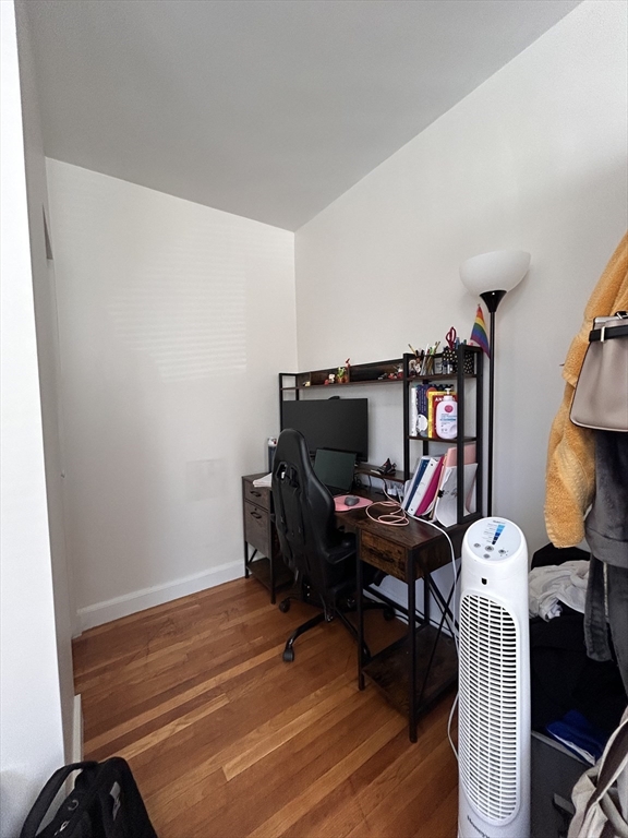 281 Highland Ave # 1B