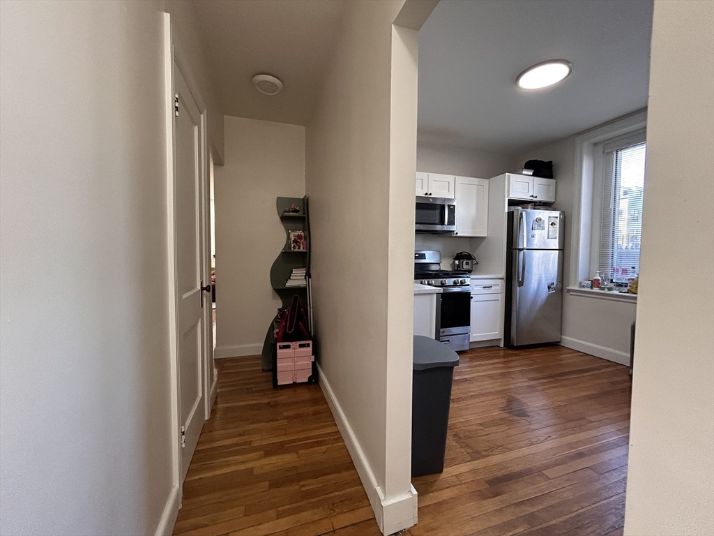 281 Highland Ave # 1B
