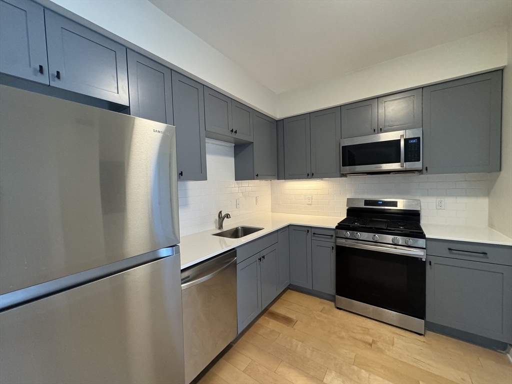 1301 Blue Hill Ave # 502