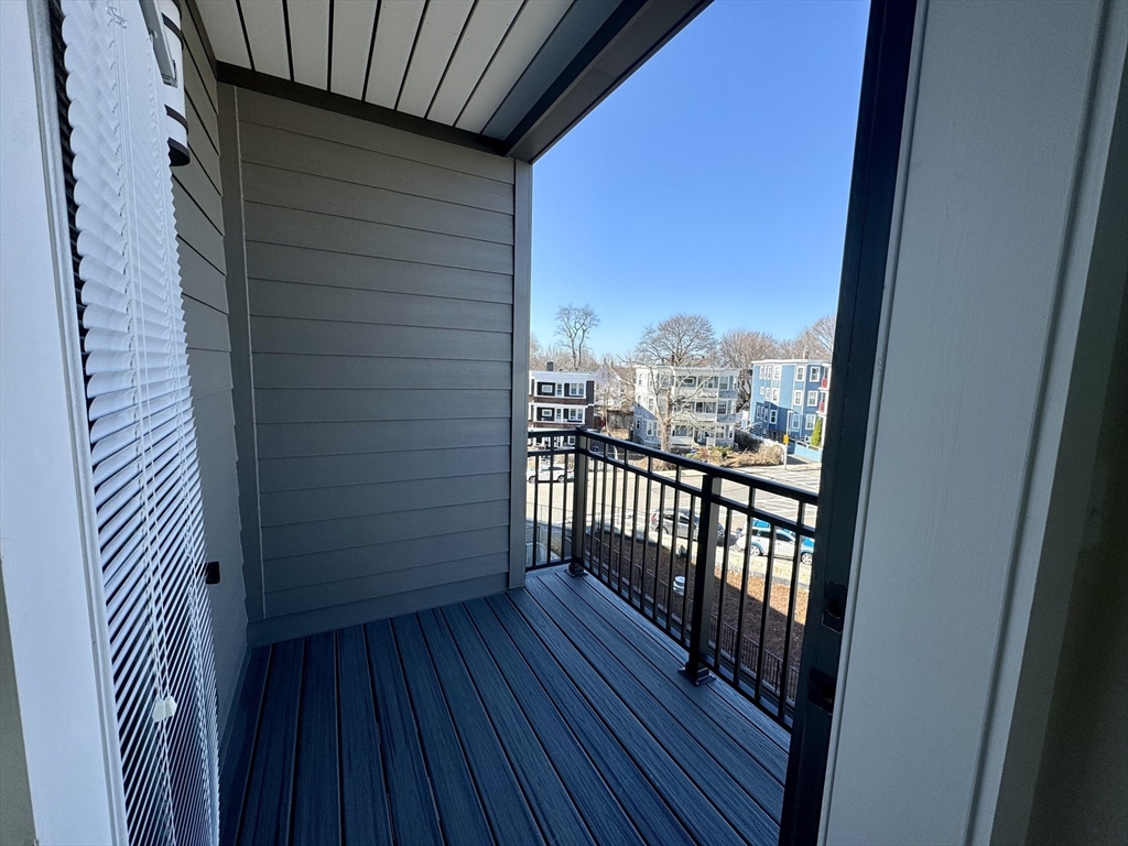 1301 Blue Hill Ave # 407