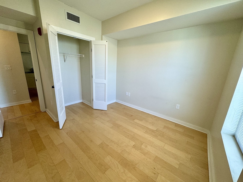 1301 Blue Hill Ave # 407