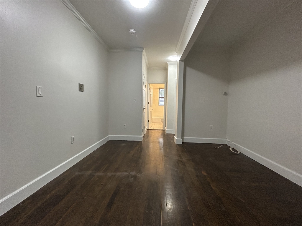 435 Walnut Ave # 3