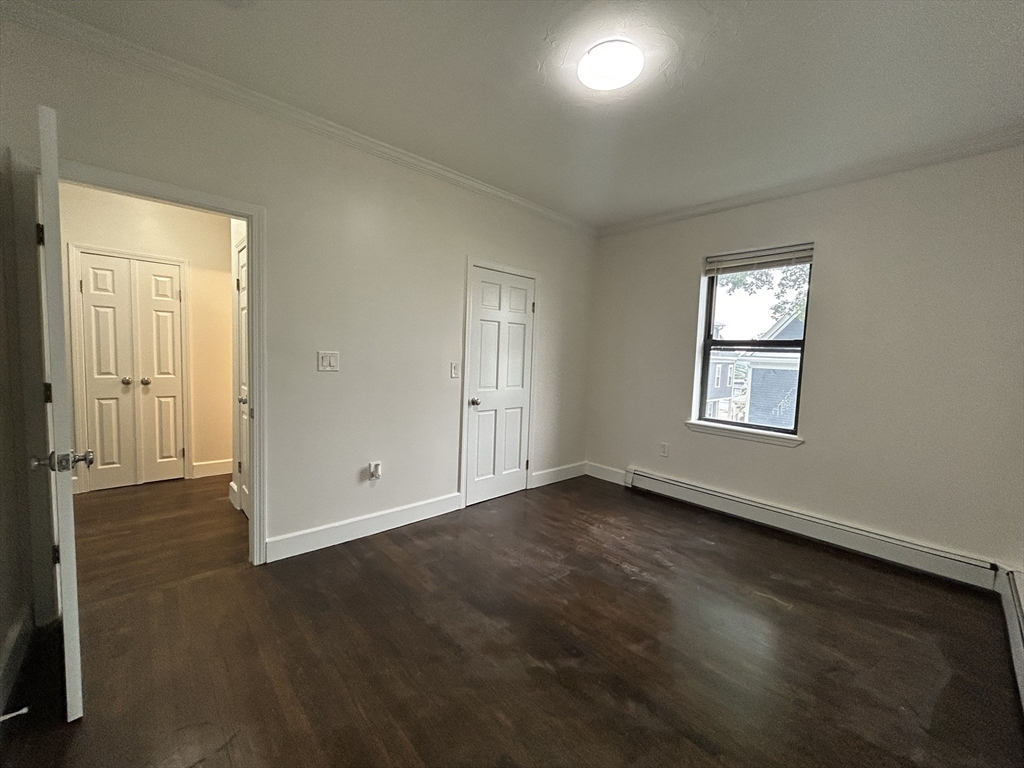 435 Walnut Ave # 3