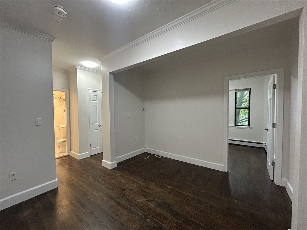 435 Walnut Ave # 3