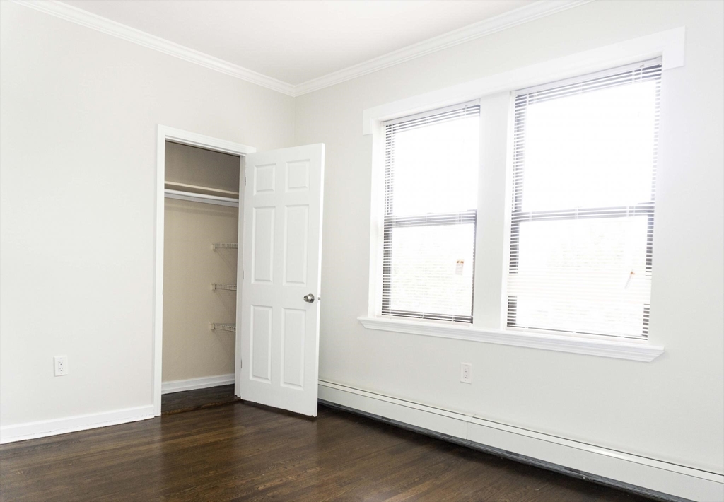 435 Walnut Ave # 9
