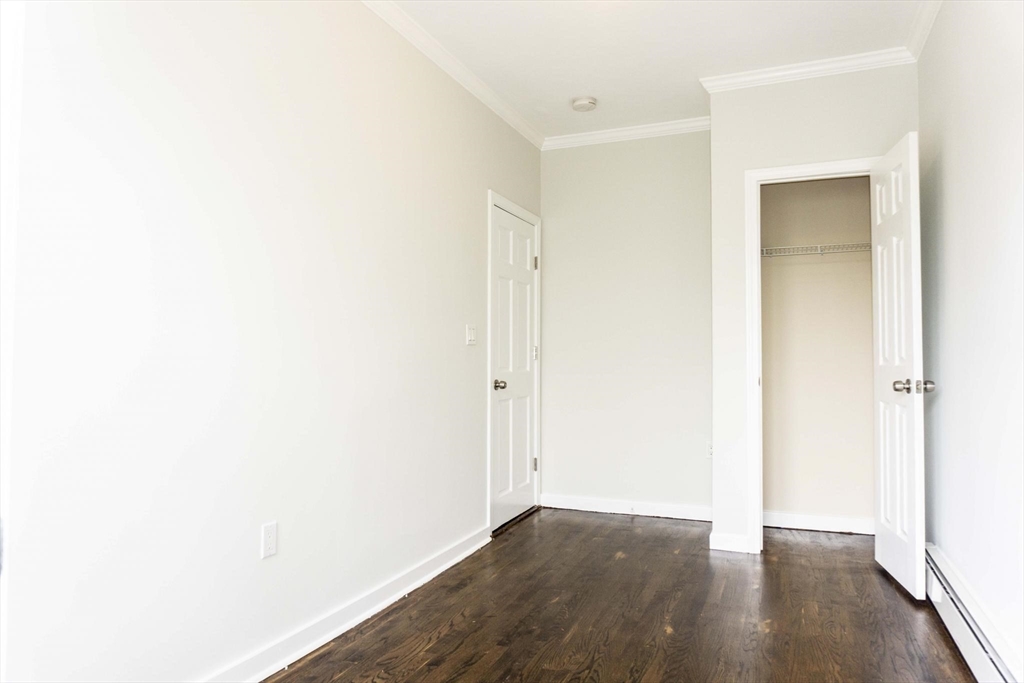 435 Walnut Ave # 9
