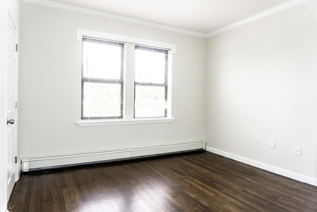 435 Walnut Ave # 9