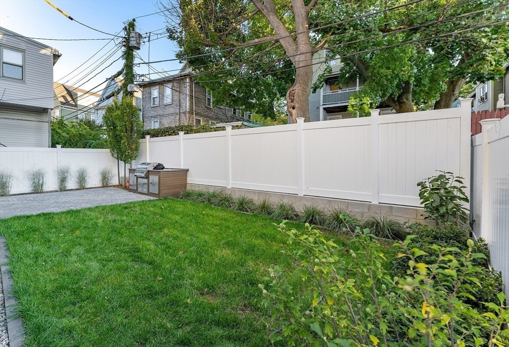 34 Walker St