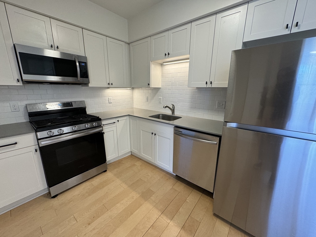 1301 Blue Hill Ave # 401