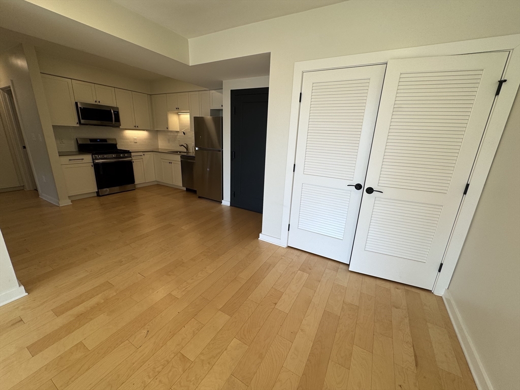 1301 Blue Hill Ave # 401