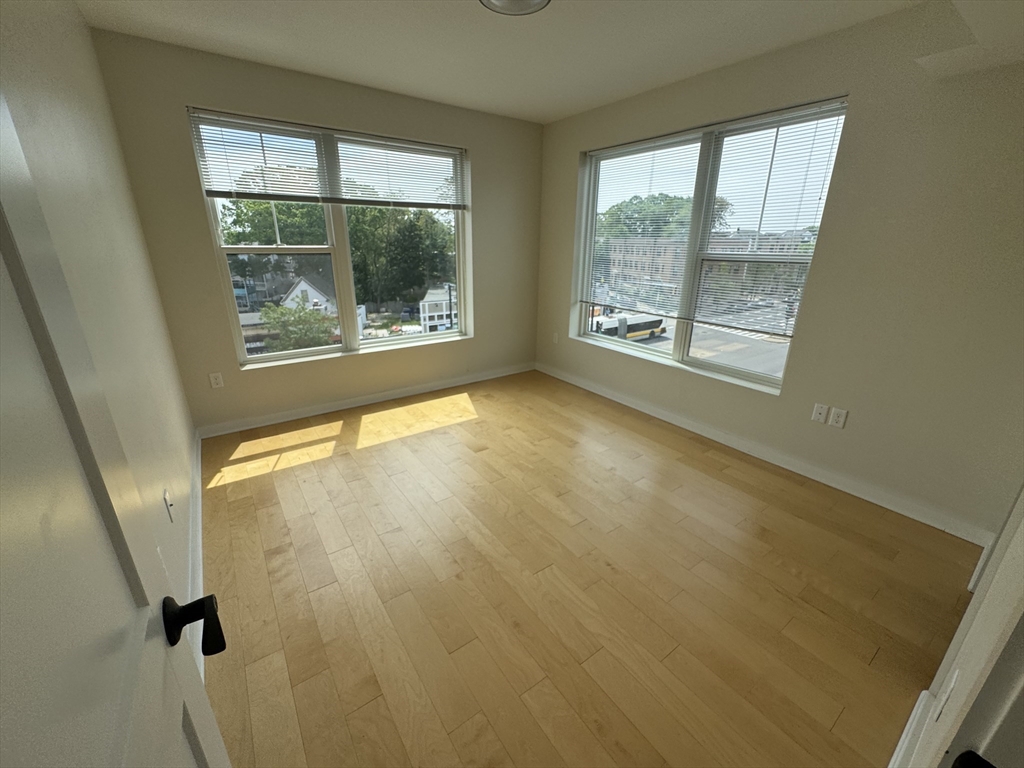 1301 Blue Hill Ave # 401
