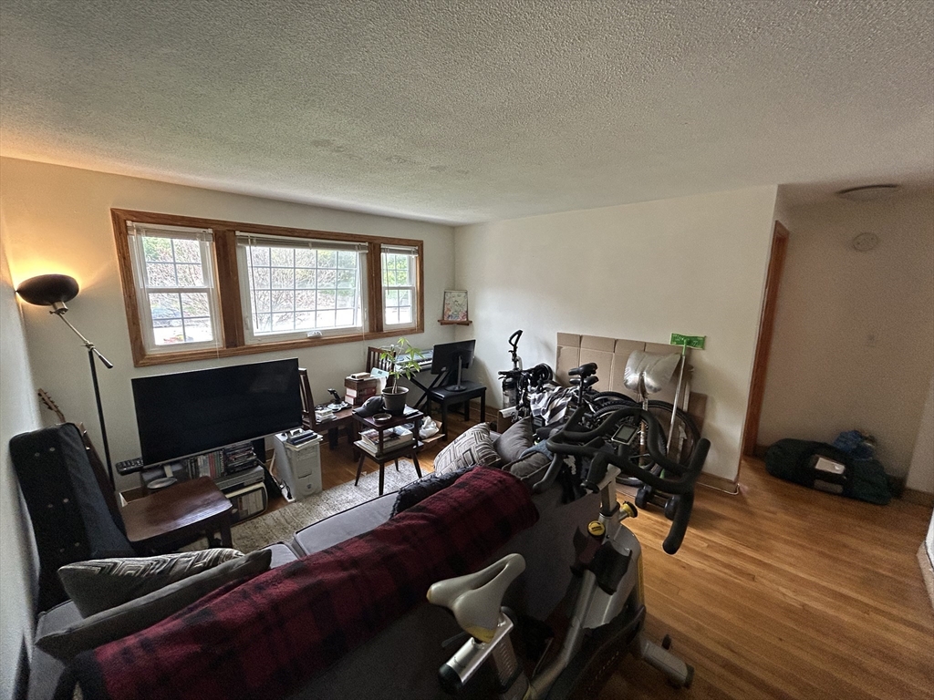 777 Lagrange St # 4