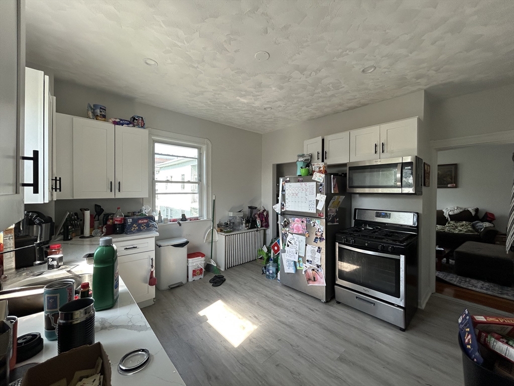 109 Walnut # 6