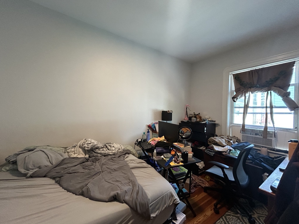 109 Walnut # 6