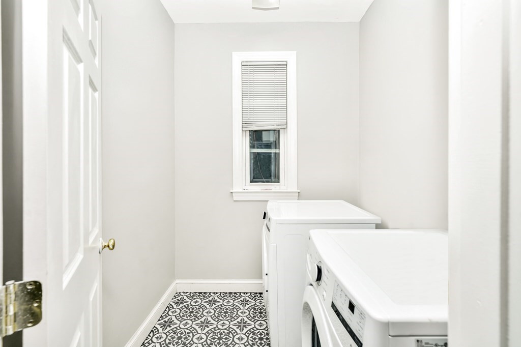 109 Walnut St # 5