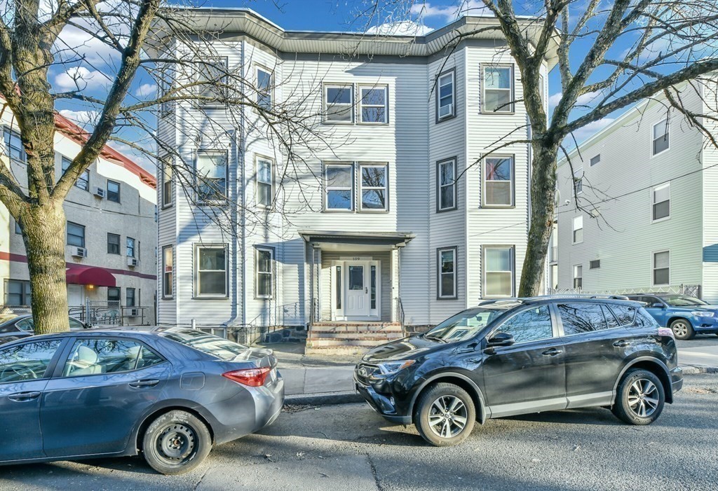 109 Walnut St # 5