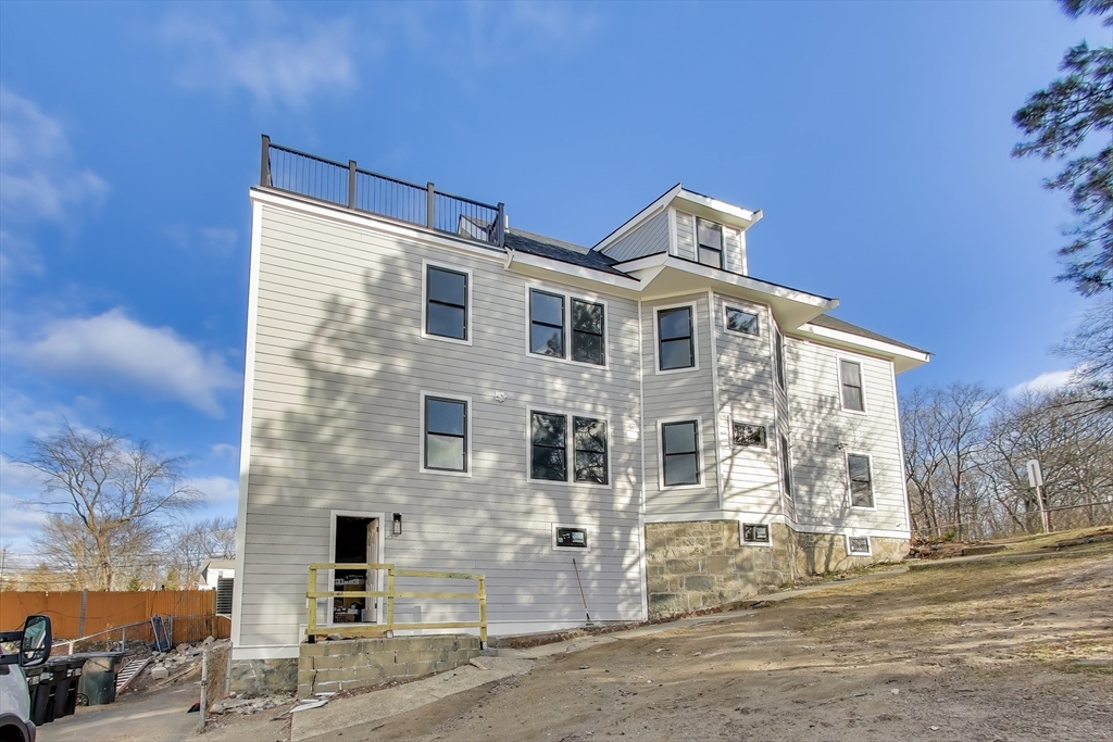 2195 Dorchester Ave # 3