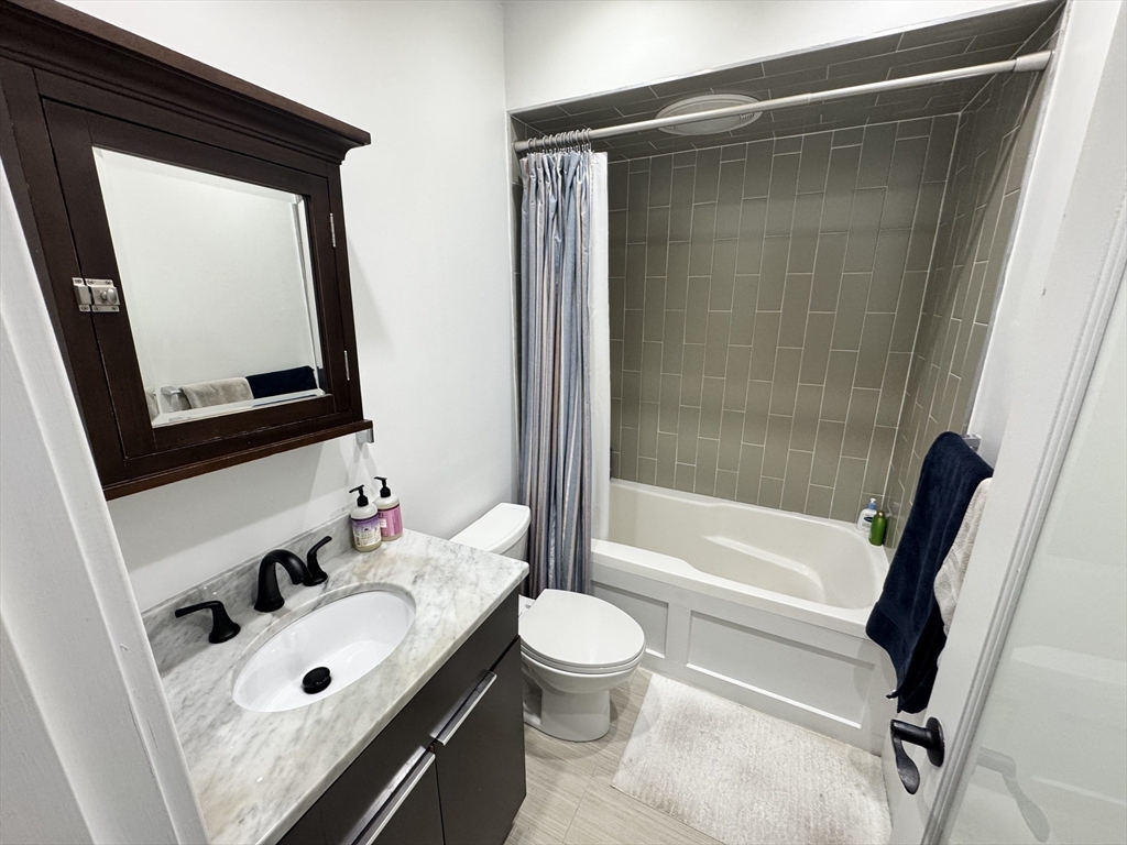 252 Bowen Street # 3, Boston Unit: 3