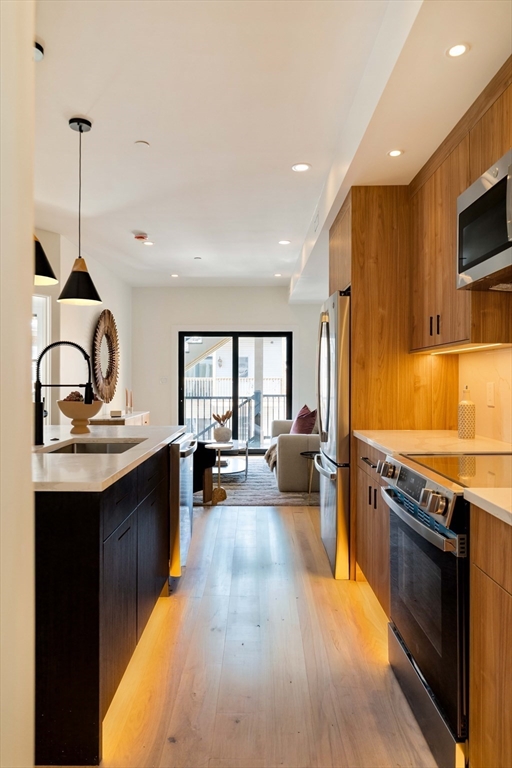 246 Bremen St # 3