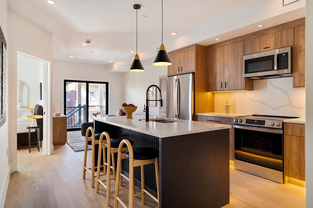 246 Bremen St # 3