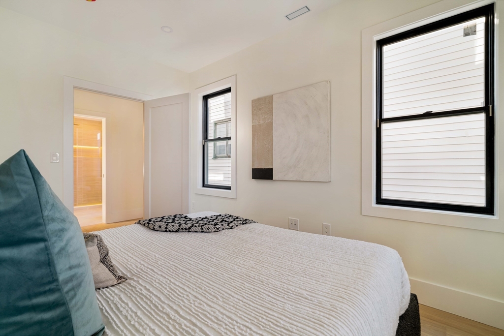 246 Bremen St # 3