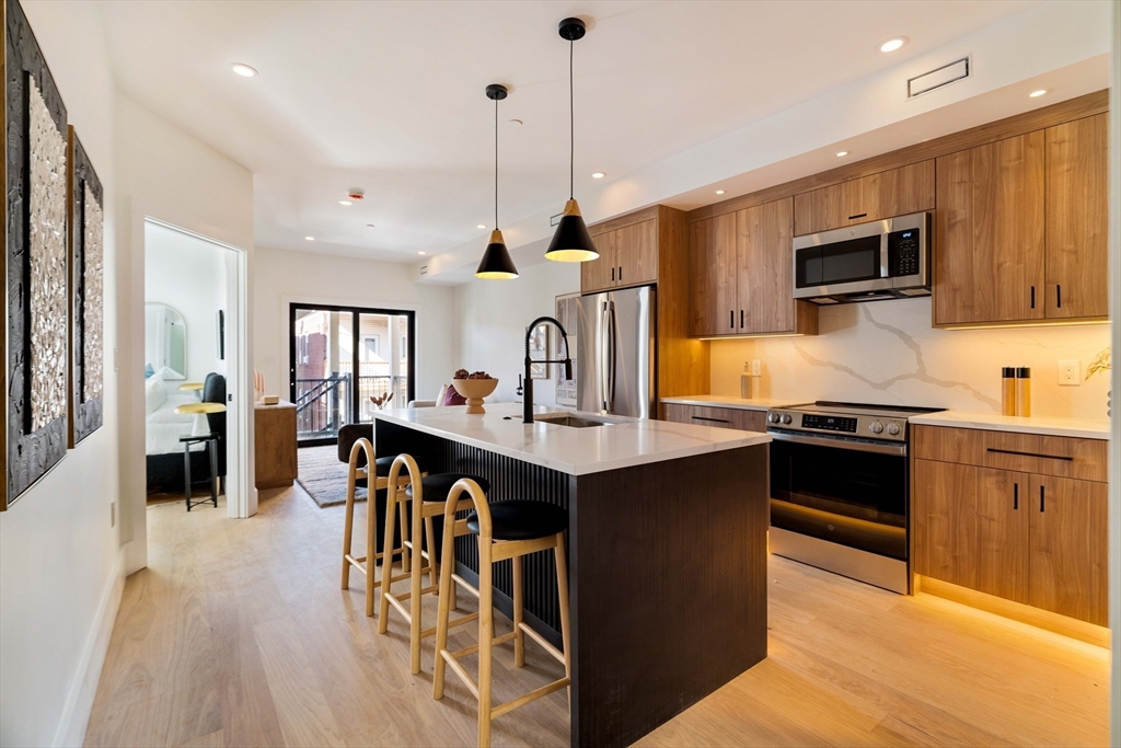 246 Bremen St # 3