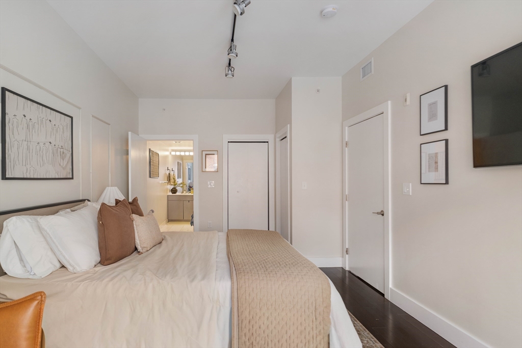 257 Northampton St # 307