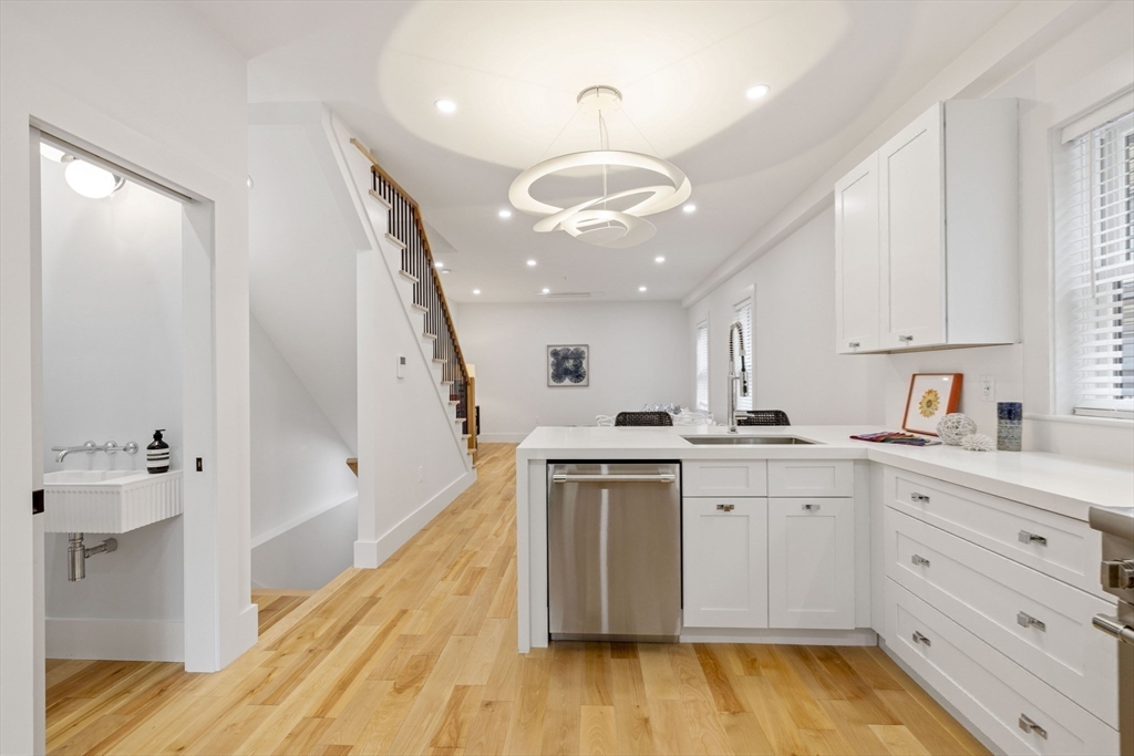 133 Spring St # 2