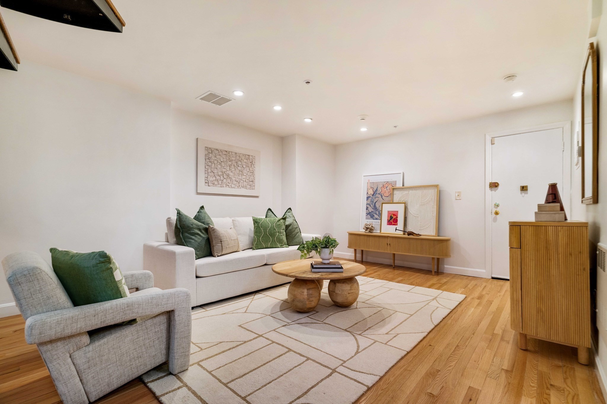 486 Beacon St # 1