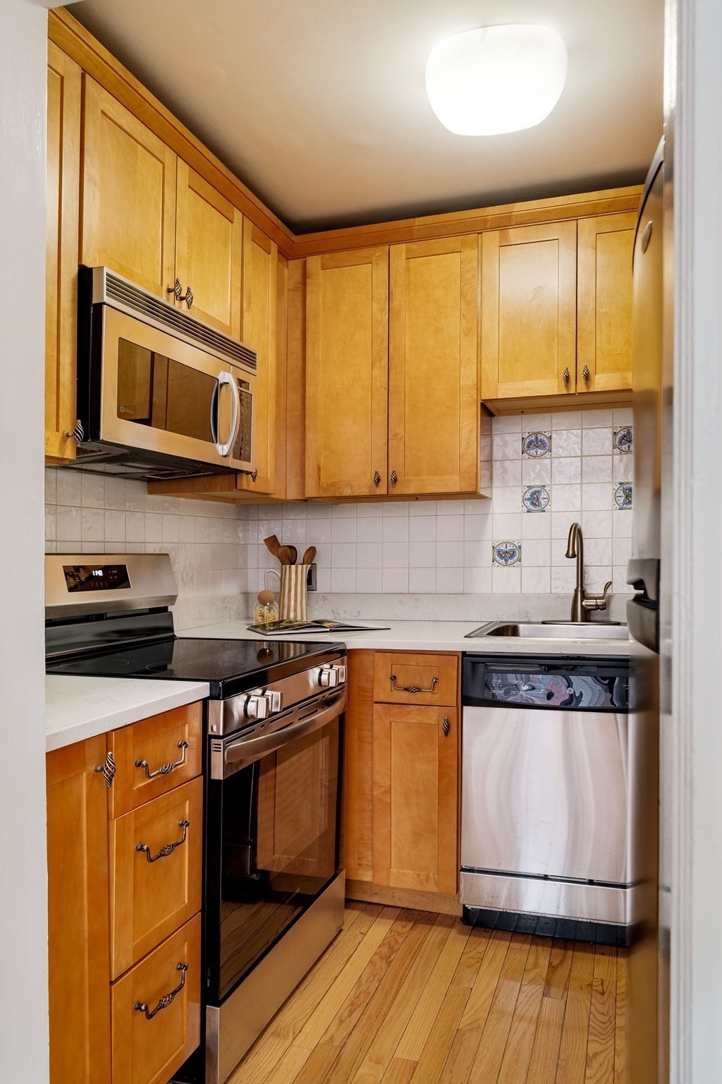 486 Beacon St # 1