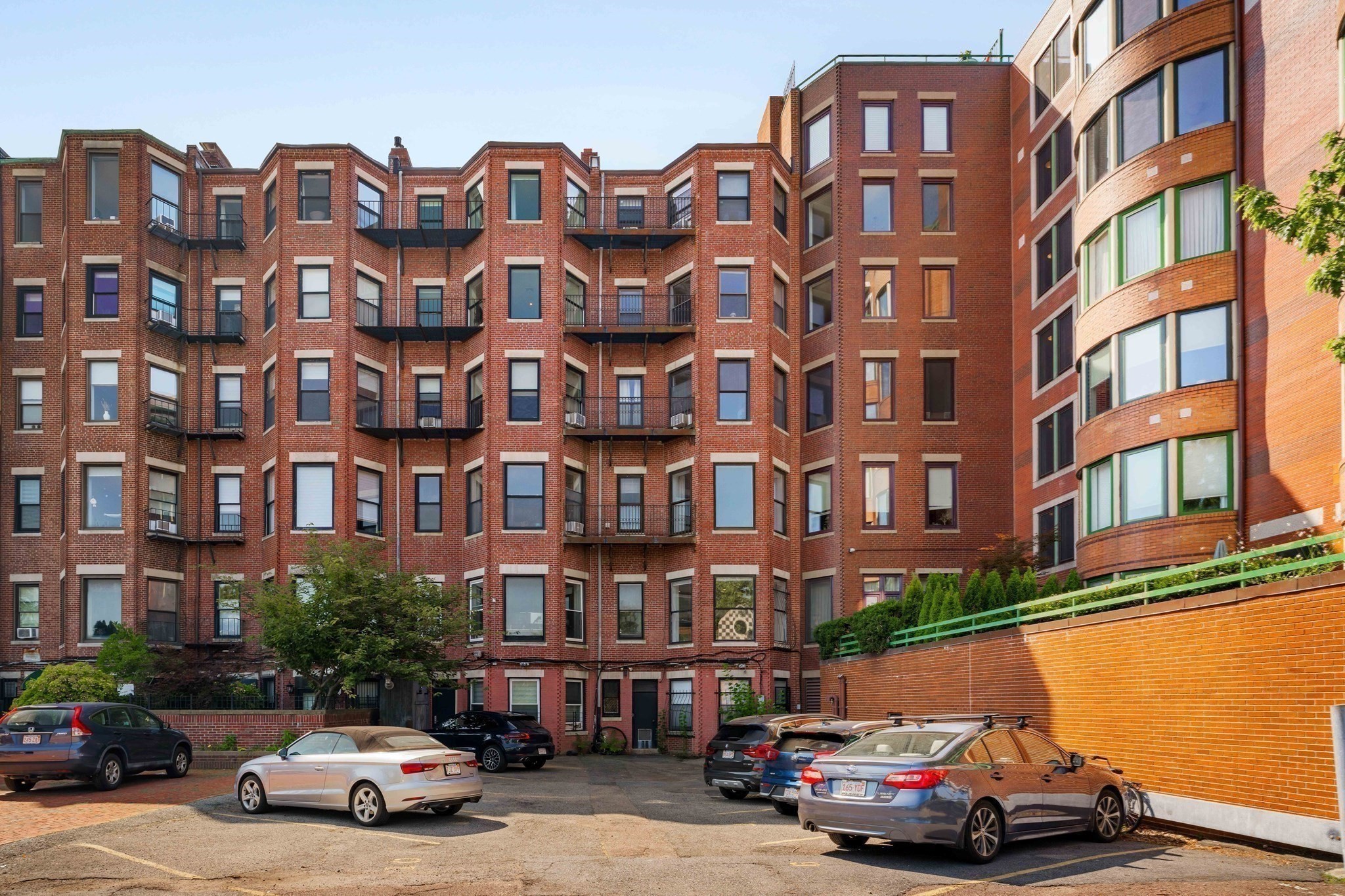 486 Beacon St # 1