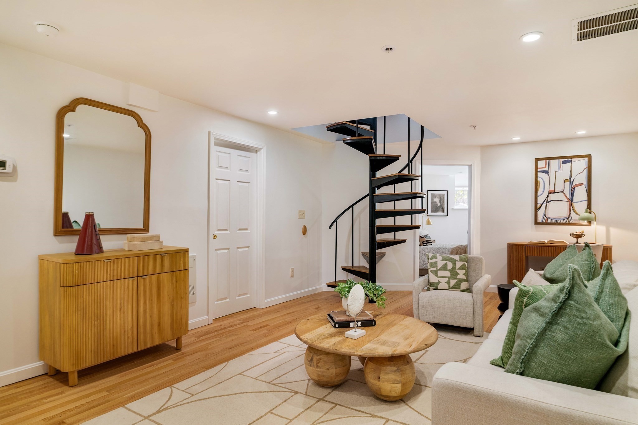 486 Beacon St # 1