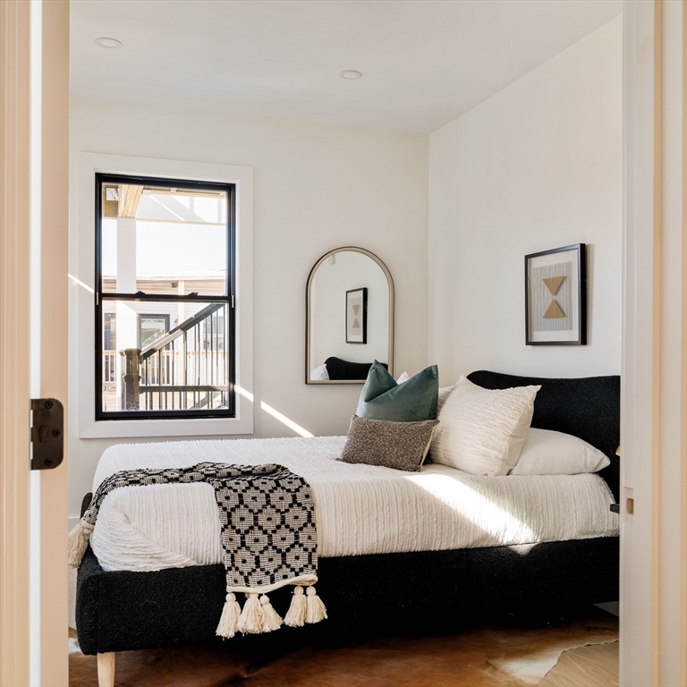 246 Bremen St # 1