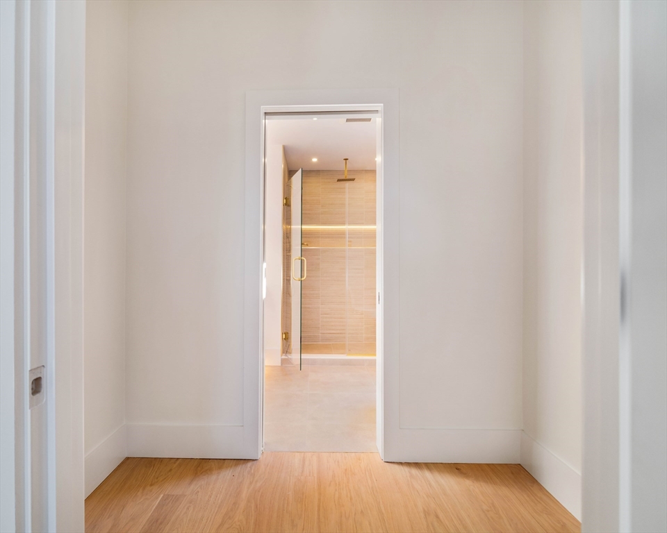 246 Bremen St # 1