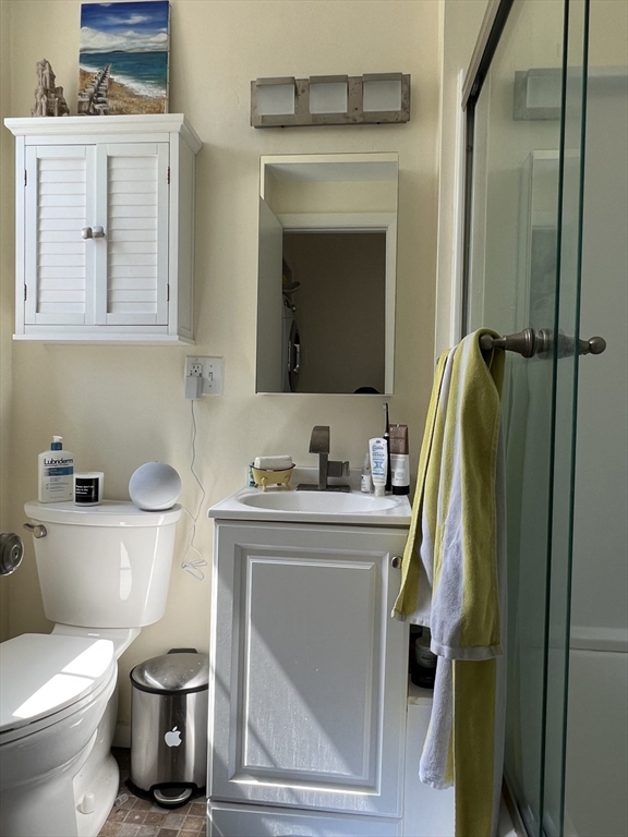 340 Putnam Ave # 2