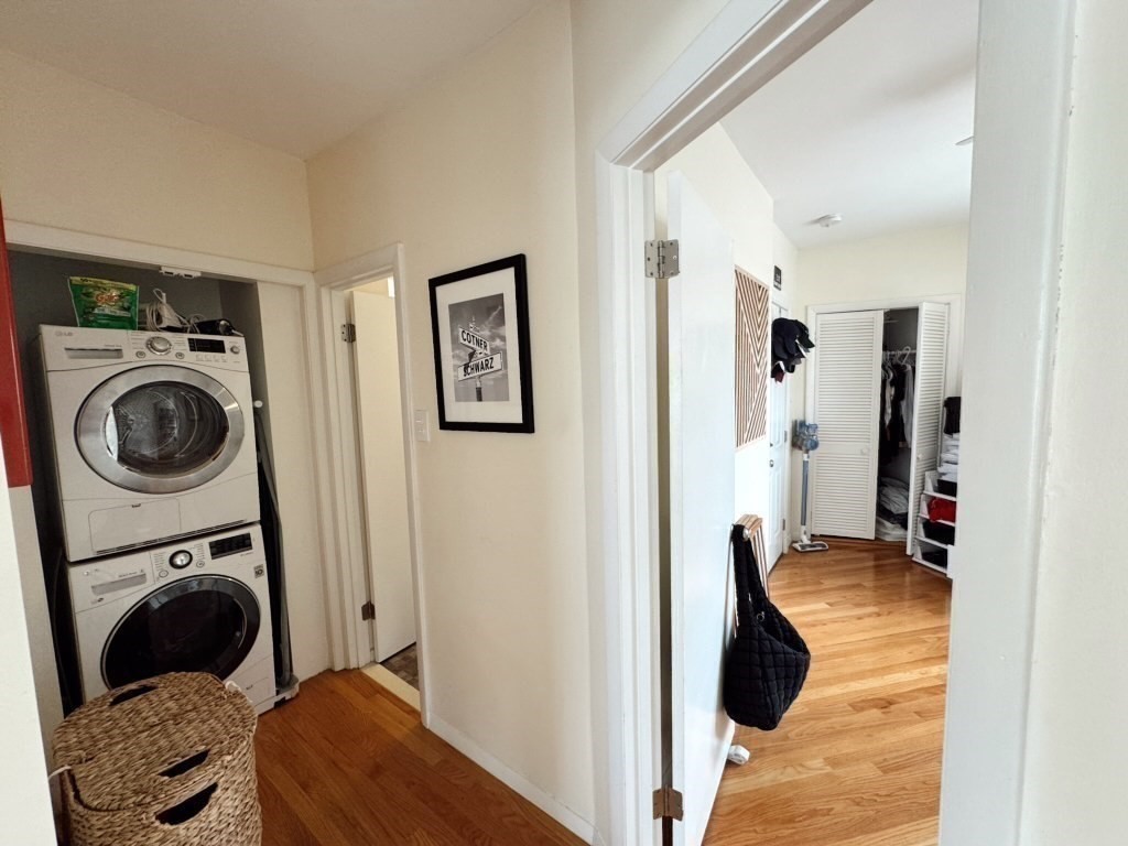 340 Putnam Ave # 2