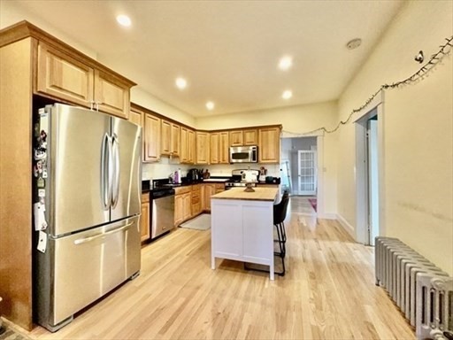 133 Brown St # 4