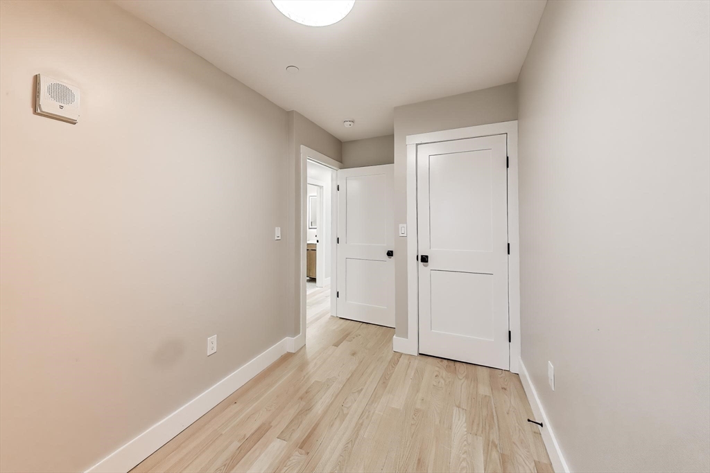 37 Delle Ave # 4