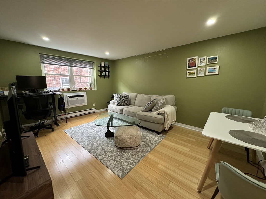 116 Sycamore St # 22