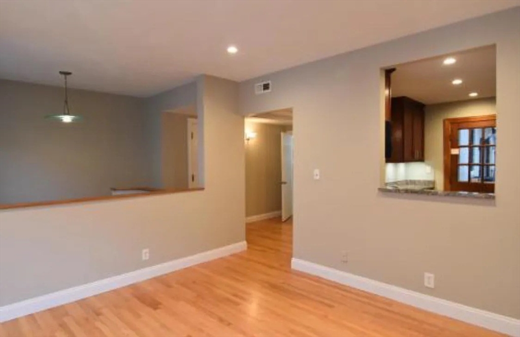 84 Gordon St # 206