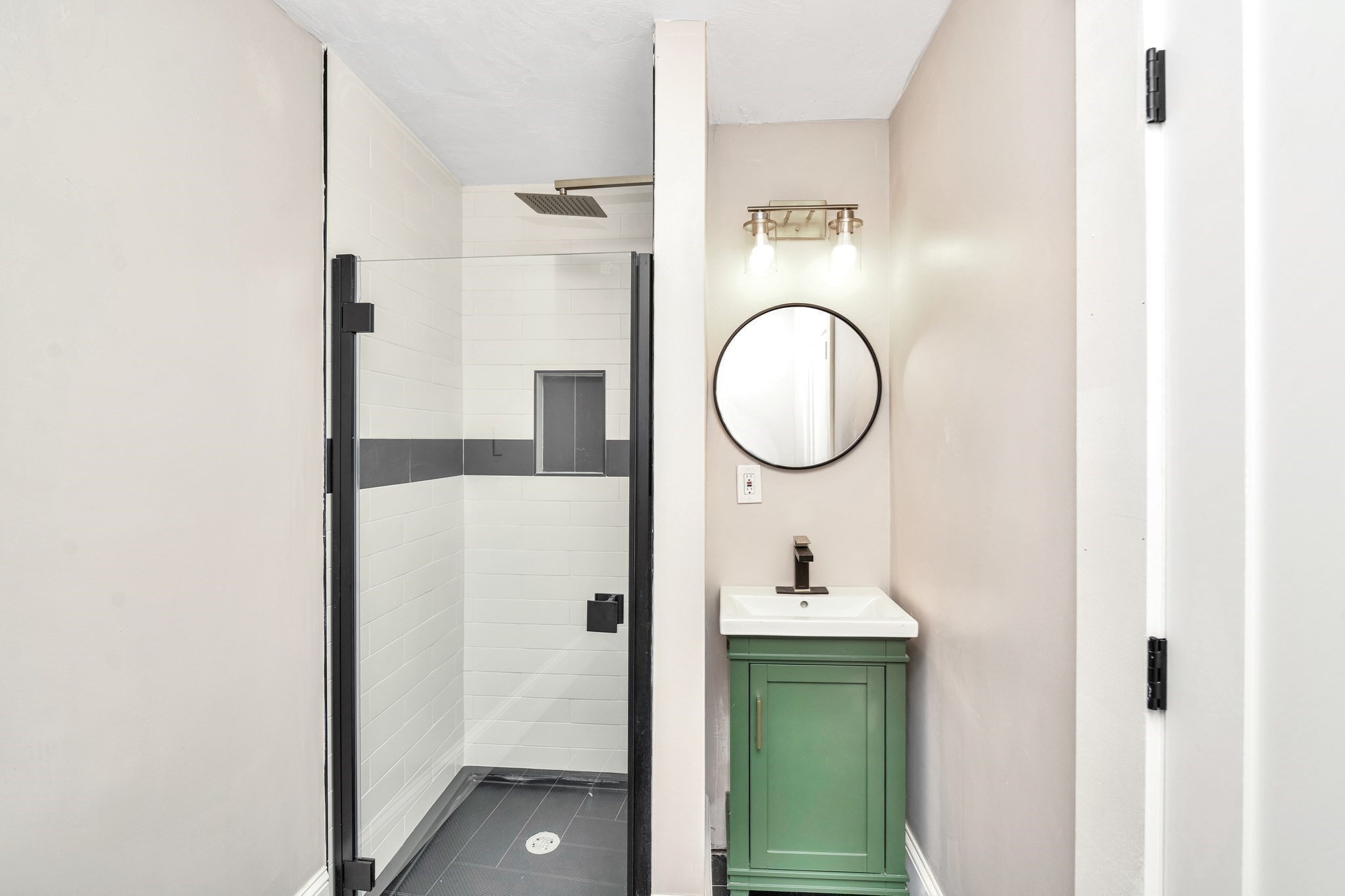 14 Carson St # 1