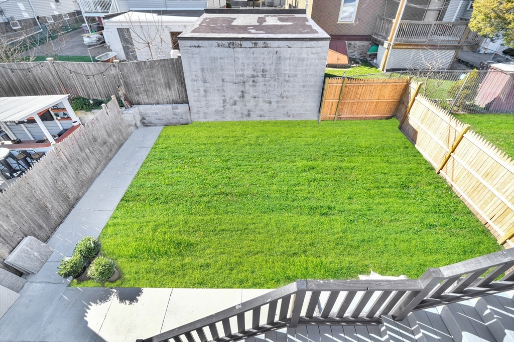 16 Carson St # 2