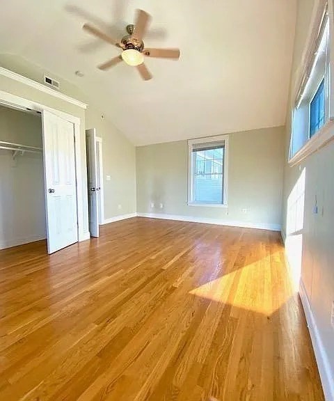 349 Somerville Ave Unit: 3