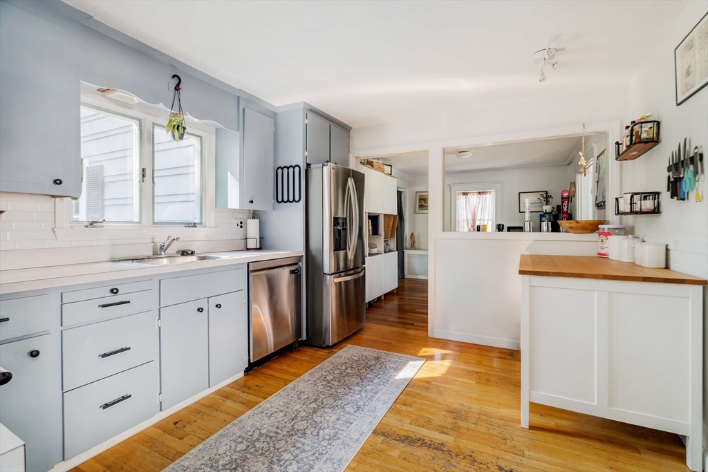 26 Elmwood Ave