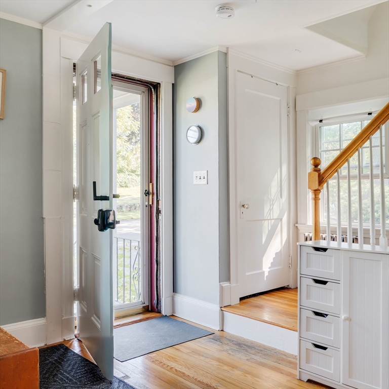 26 Elmwood Ave
