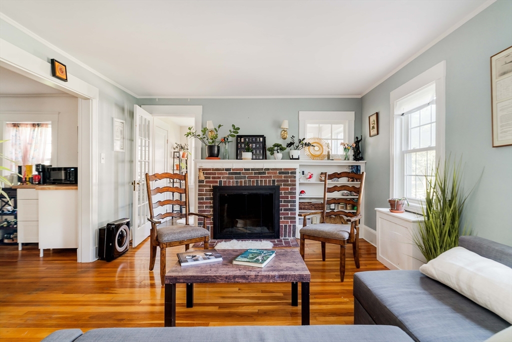 26 Elmwood Ave