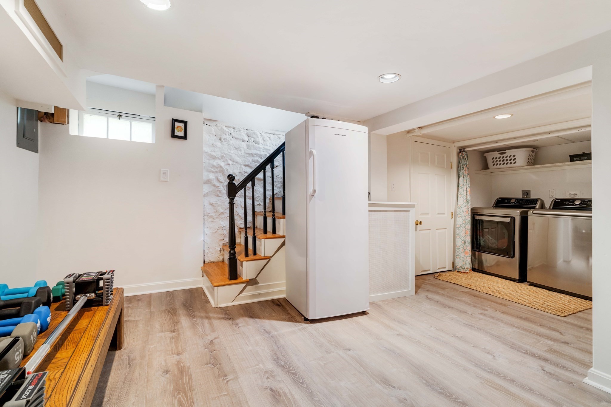 26 Elmwood Ave