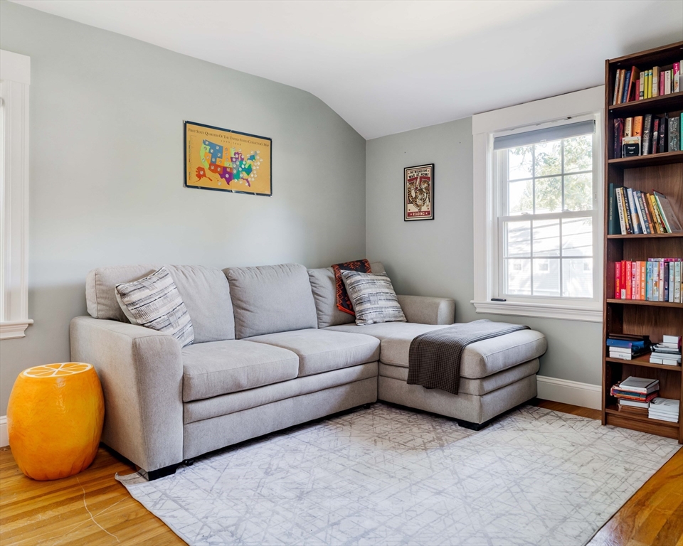 26 Elmwood Ave